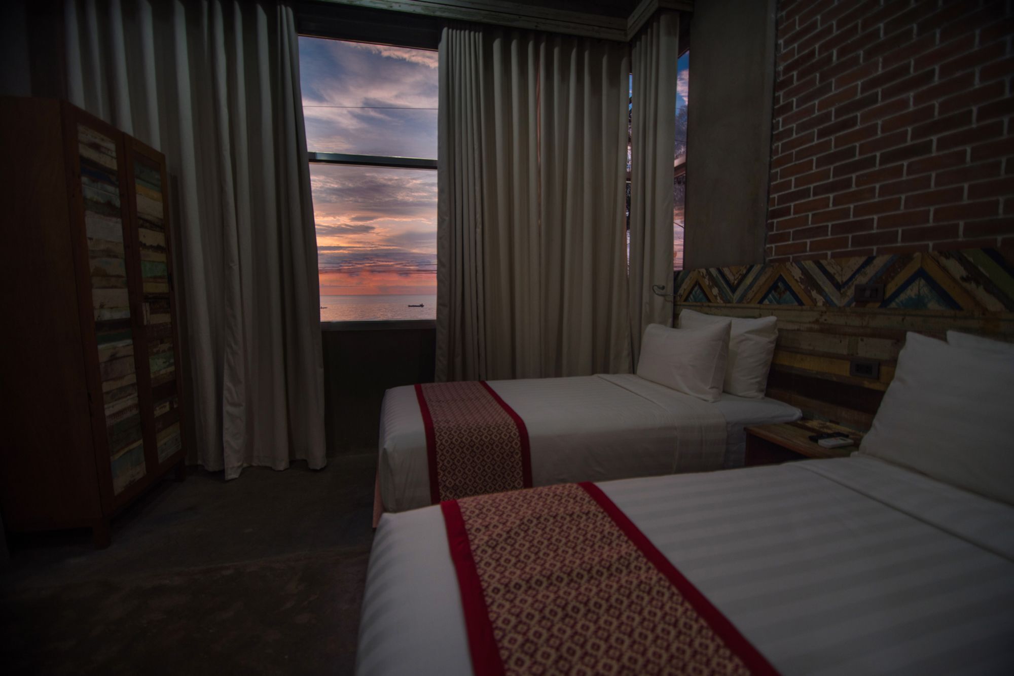 The Bricks Hotel Dumaguete City Eksteriør bilde